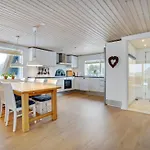 Reiko - 1-5km From The Sea By Interhome Blåvand