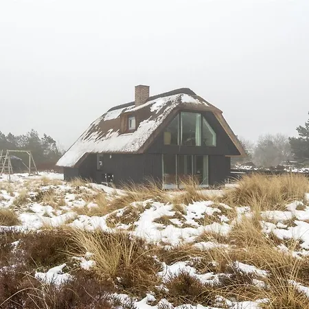 Reiko - 1-5km From The Sea By Interhome *