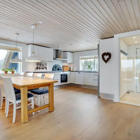 Reiko - 1-5km From The Sea By Interhome Blåvand