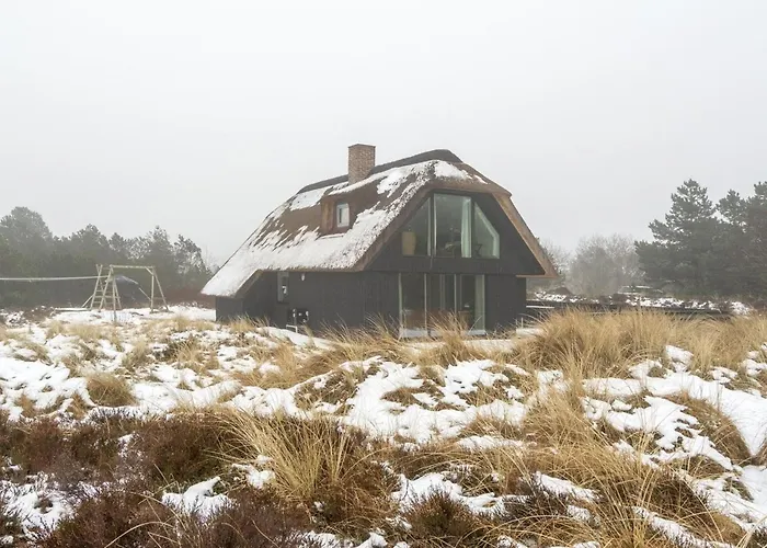 Reiko - 1-5km From The Sea By Interhome *