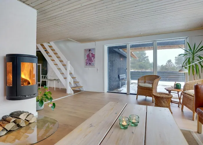 Reiko - 1-5km From The Sea By Interhome Feriehus